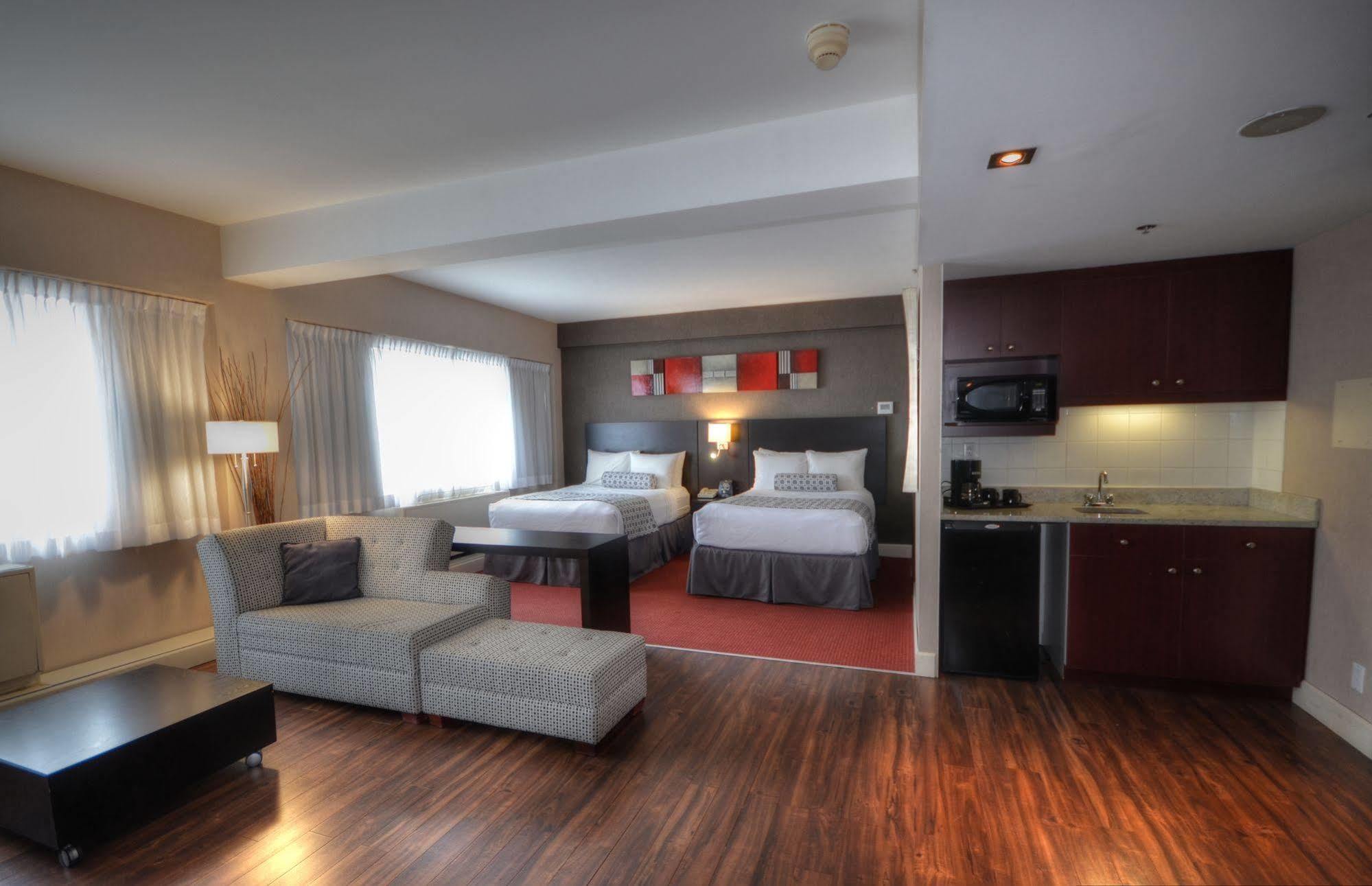 Armon Plaza Montreal Airpt, Trademark Collection By Wyndham Экстерьер фото